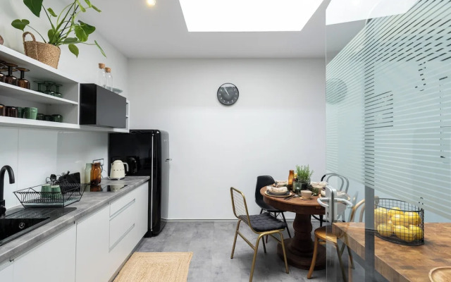 Boutique Hotel RABBIT HOLE