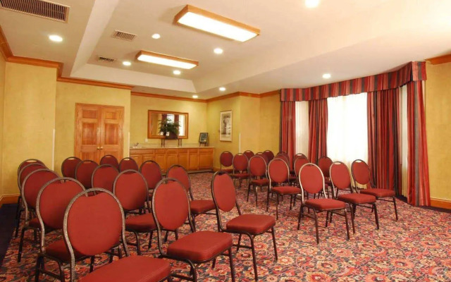 Homewood Suites by Hilton Dallas-Lewisville