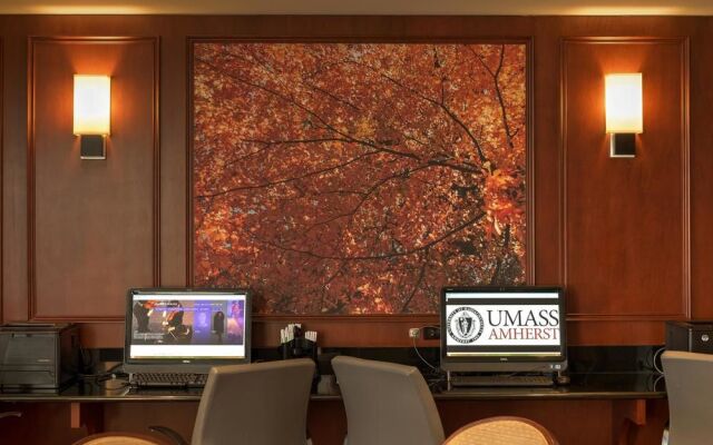 Courtyard Hadley Amherst