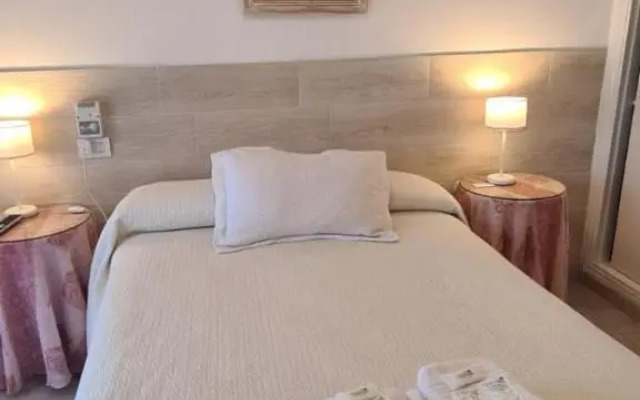 Hotel Soleares
