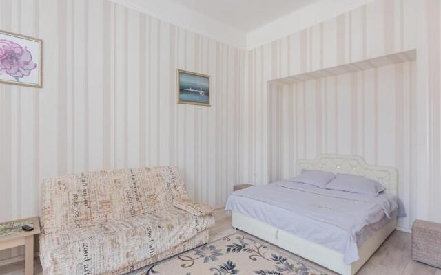 Apartament on Danylyshyna street