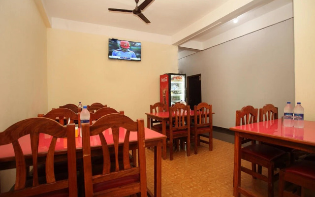 SPOT ON 503 Lisno Restaurant And Lodge
