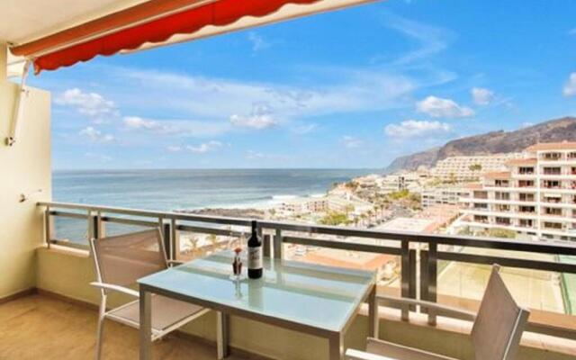 One bedroom appartement with sea view shared pool and balcony at Puerto de Santiago 1 km away from the beach