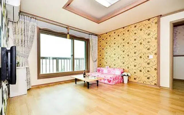 Mongsanpo Sound of Sea Wave Pension