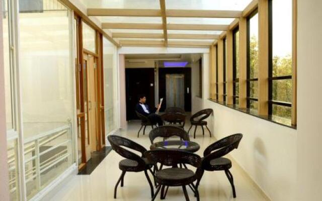 OYO 1647 Hotel Regent