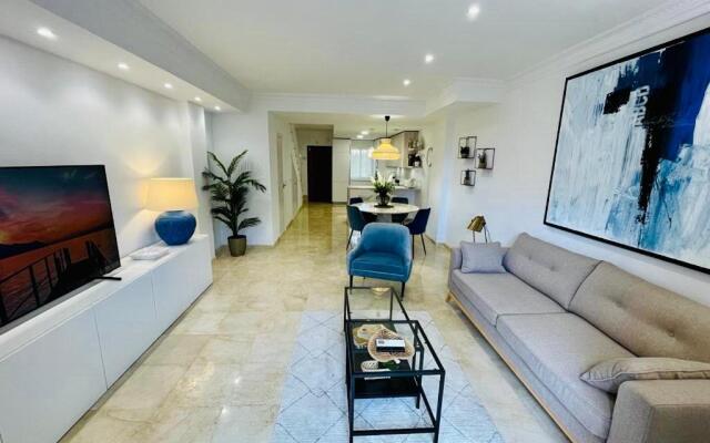 Exquisite NEW townhouse/Front Beach/2BEDR/2,5BATH