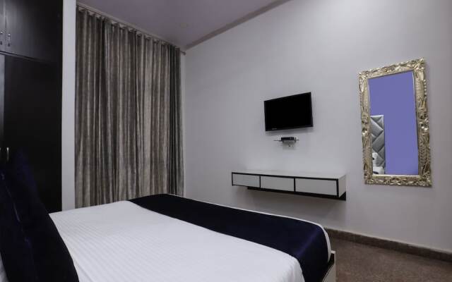 Capital O Noida Homestay 36