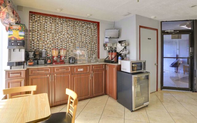 Magnuson Hotel Bradenton