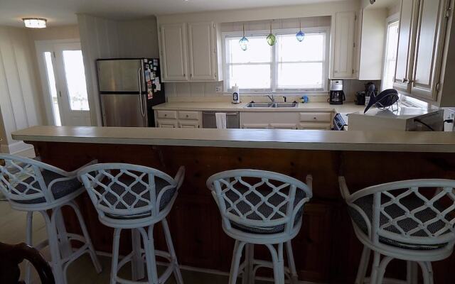 Allston Pawleys Island - 4 Br Home