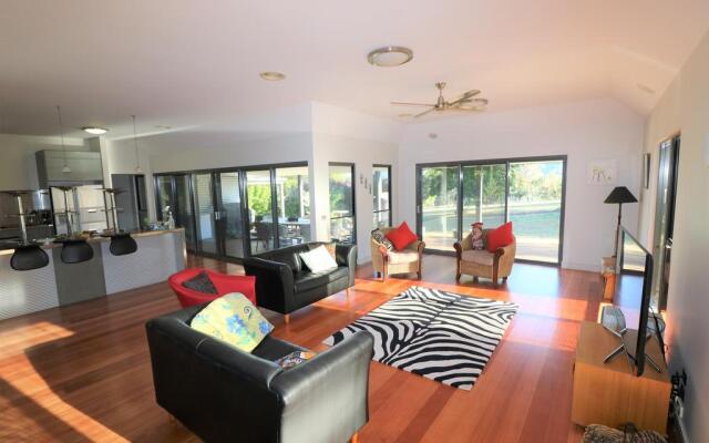 3 Bells Alpine Cottage