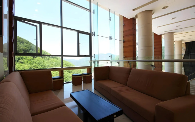 High Castle Resort