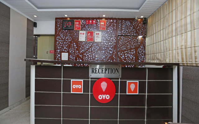 OYO Flagship 117 Hotel Prakash Palace