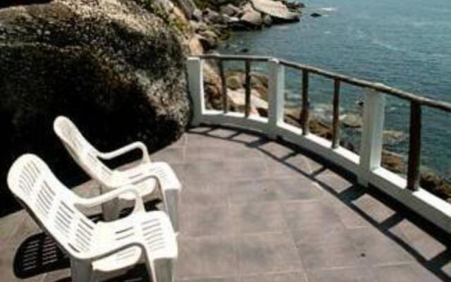 Lighthouse Bungalows