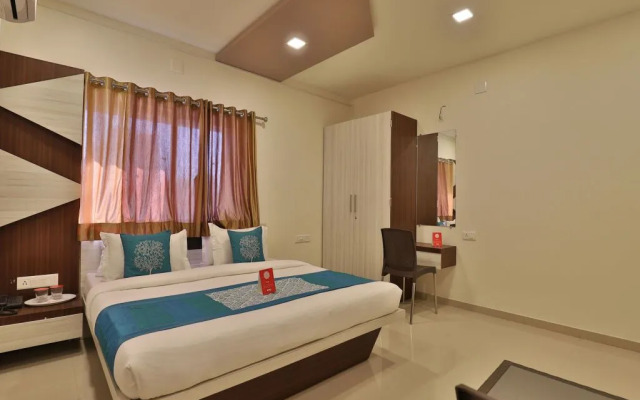 OYO 11750 Hotel Starz