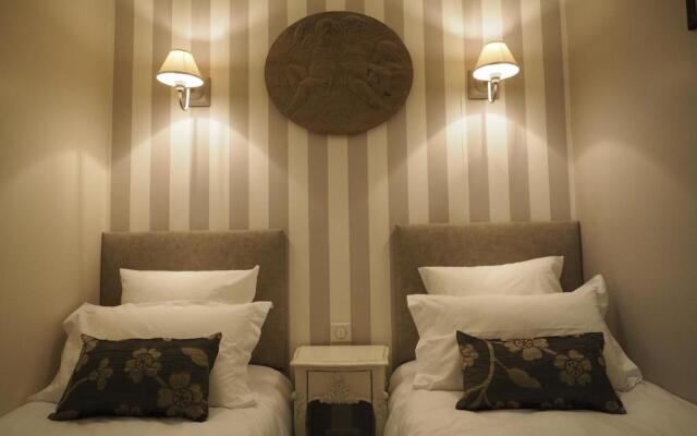 Saint Germain Elegant ChicSuites