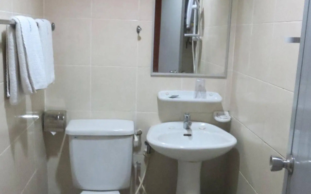 Wah May Hotel