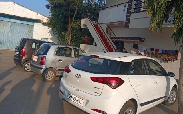 Krishna Homestay Hampi