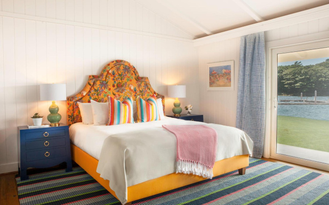 Yachtsman Hotel & Marina Club