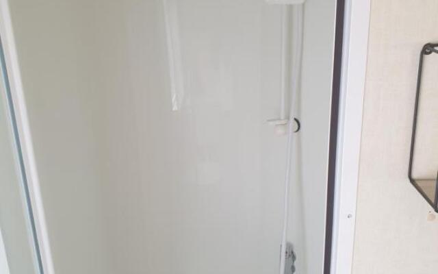 4 BERTH CARAVAN SILVER BEACH INGOLDMELLS number 90