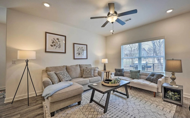 Newly Built Bella Vista Home Near Lakes