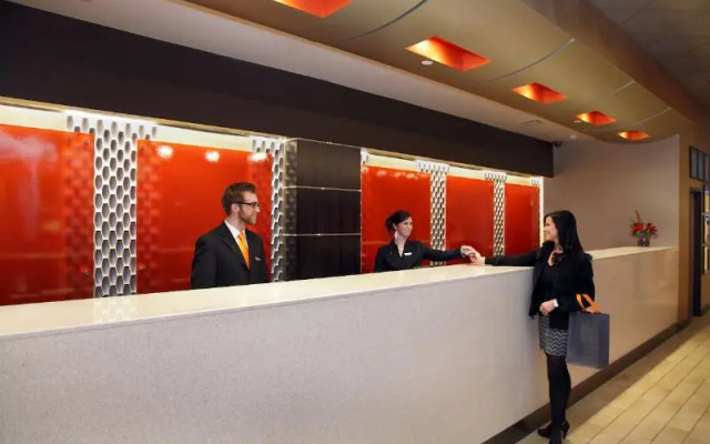 Crowne Plaza Boston Natick