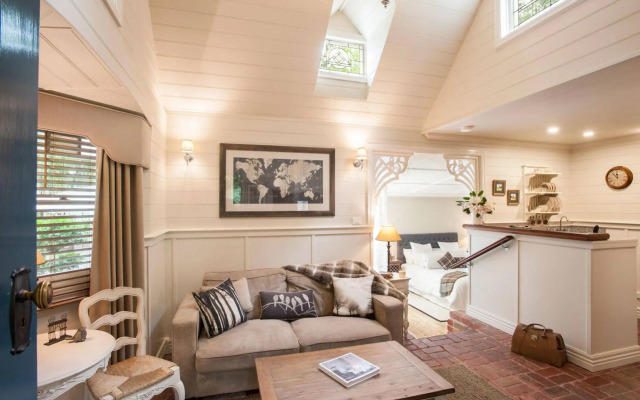 Twilight Cottage