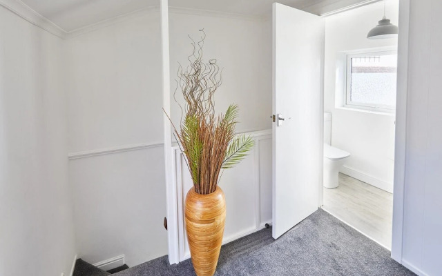 Host Stay Nellie s Loft