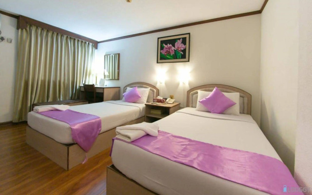 Orchid Hotel