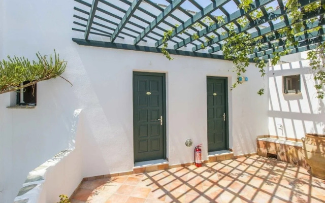 Pyrgos Beach Studios