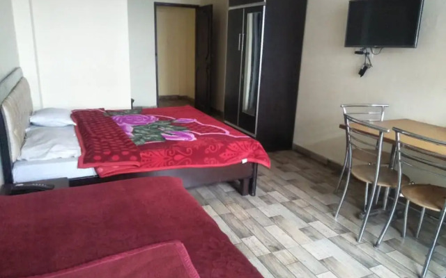 Goroomgo Naina Homestay Mussoorie