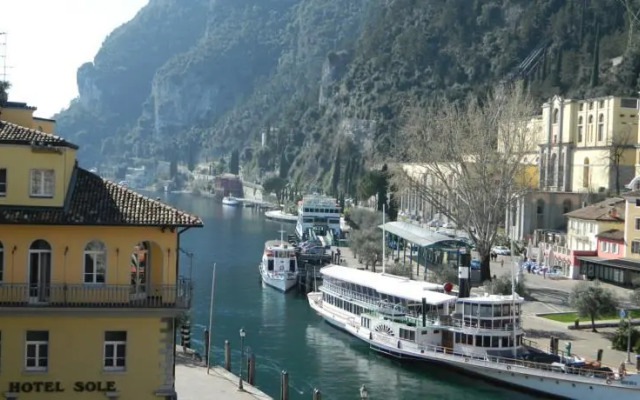 Vecchia Riva Guest House
