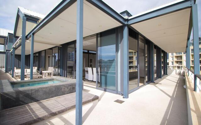 Mountain Marina Luxury Apartments