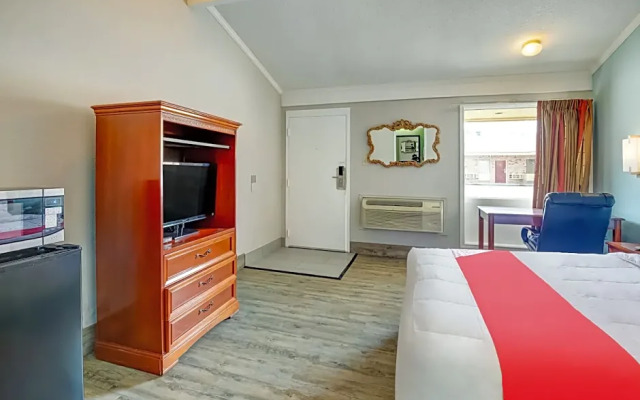 OYO Hotel Lake Charles LA I-10