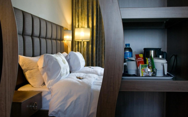 Grand Atakum Hotel