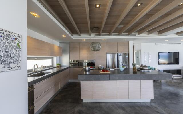 Beachfront Dream Villa