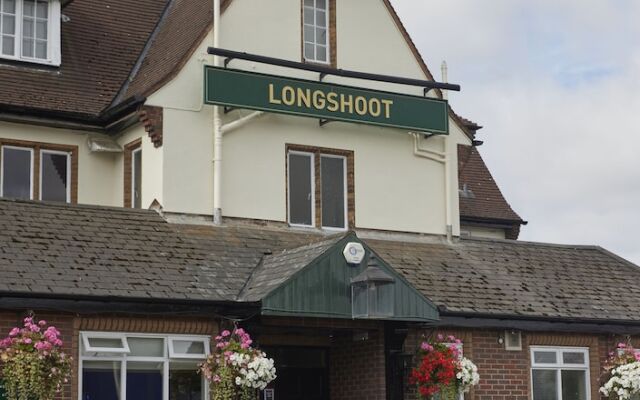 The Longshoot Hotel by Greene King Inns