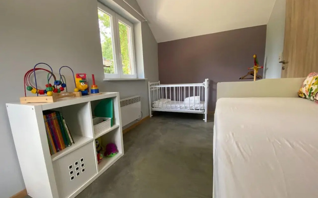 Spacious Chalet in Jalhay with Hot Tub