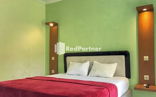 Pondok Mesari RedPartner Near Legian Beach