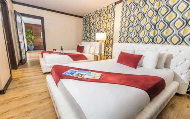The Shoreline Suites