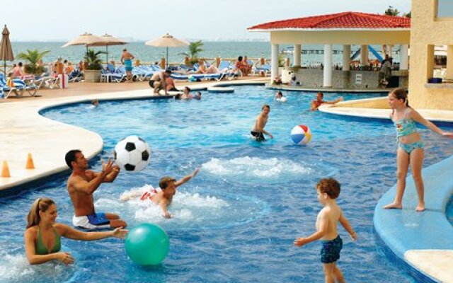 Sea Adventure Resort & Waterpark All Inclusive