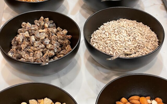 DoubleTree by Hilton Napier Hotel & Suites