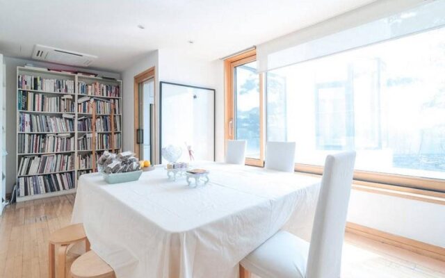 Paik Hae Young Gallery