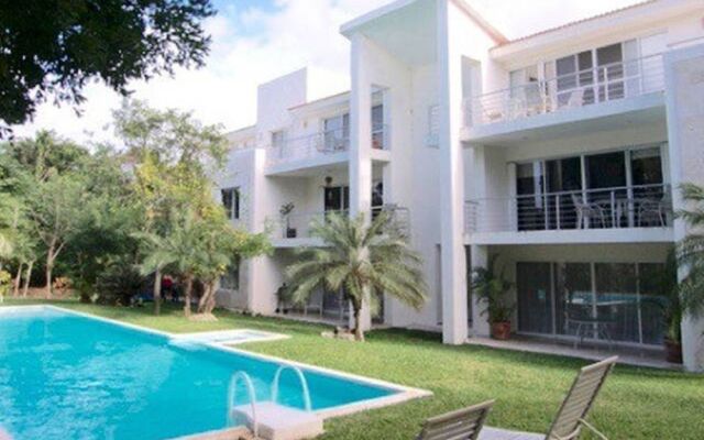 Golf Condominium by ChezPlaya