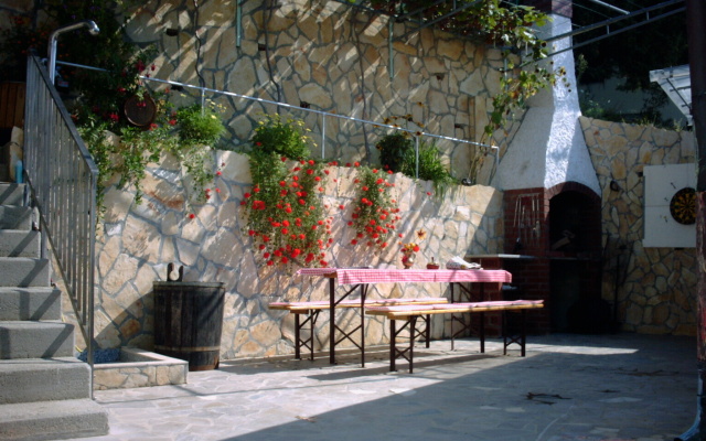 Apartment Ivan - with parking : A1 Palit, Island Rab