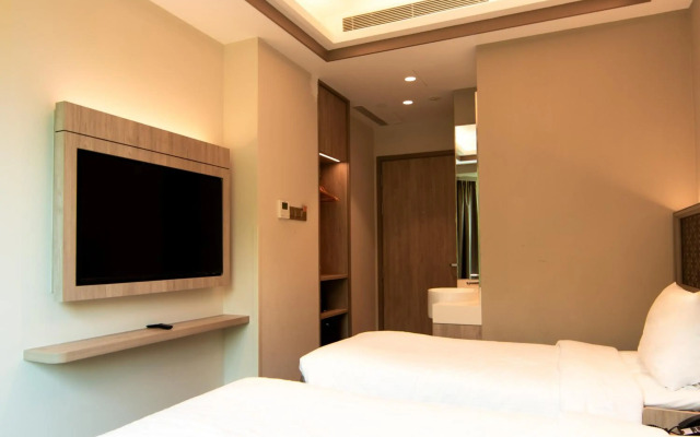 Aqueen Prestige Hotel Jalan Besar