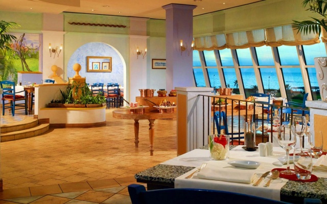 Sheraton Club des Pins Resort