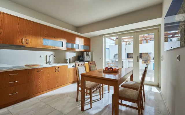 Rodo Seafront Villa with private pool
