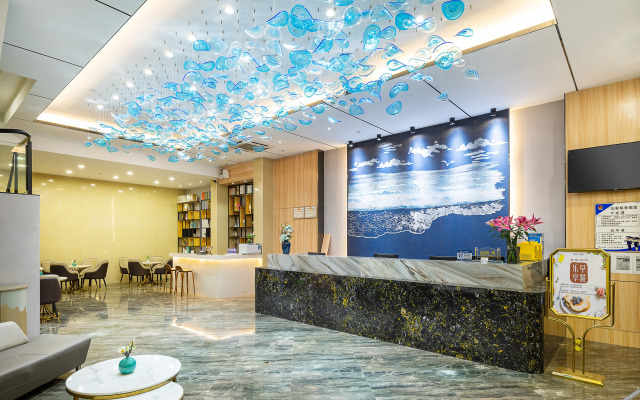 Changfeng Future Apartment Hotel