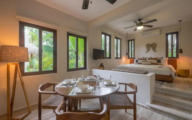 Beachfront bungalows- Soliman Bay