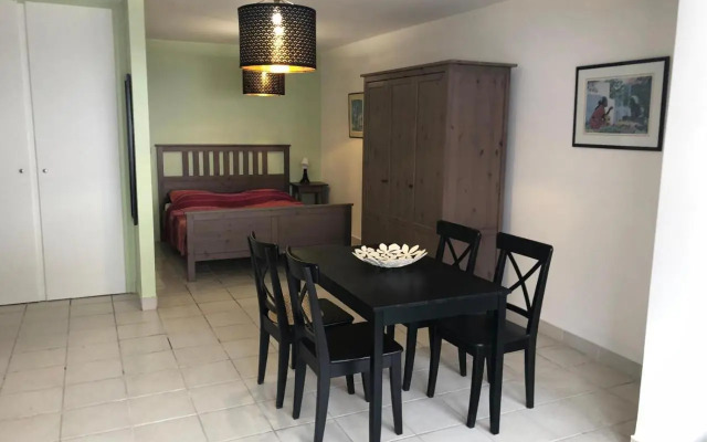Studio Moderne, Centre Ville Marigot